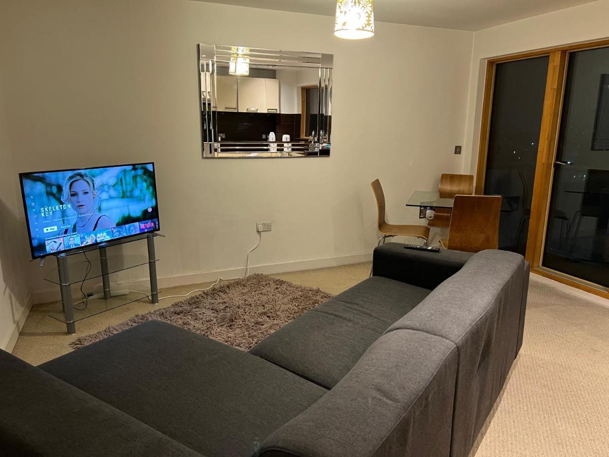 Bigkings Stylish 2 Bedroom Apartment With Free On Street Parking Manchester Ngoại thất bức ảnh